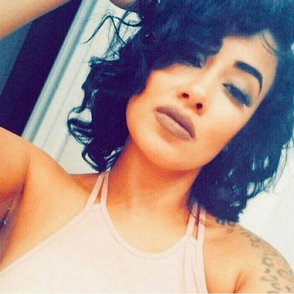 Meet your Posher, Beverly - Picture 1 of 1